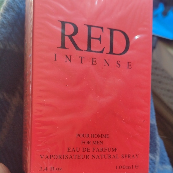 Red Intense Eau De Parfum For Men